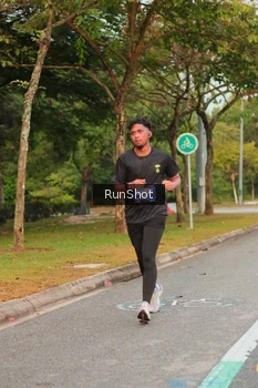 Runner Photo 5682911