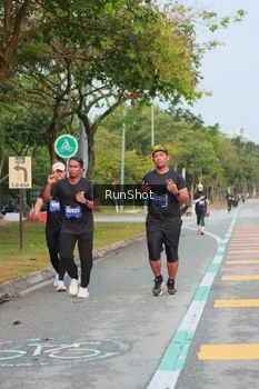 Runner Photo 5682913