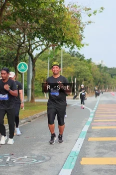 Runner Photo 5682923
