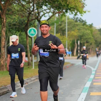 Runner Photo 5682939