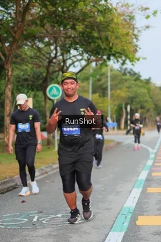 Runner Photo 5682940