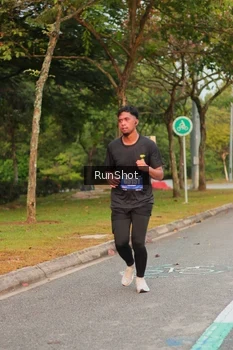 Runner Photo 5683000