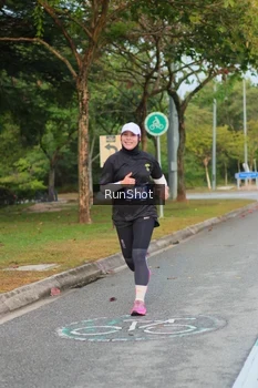 Runner Photo 5683003
