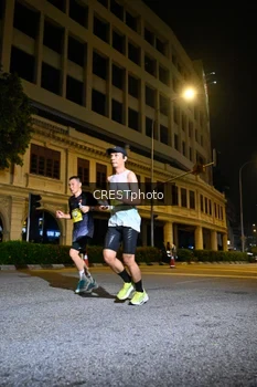 Runner Photo 5683004