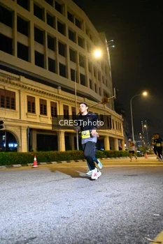 Runner Photo 5683012
