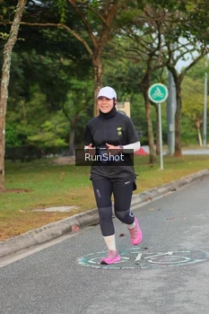 Runner Photo 5683014