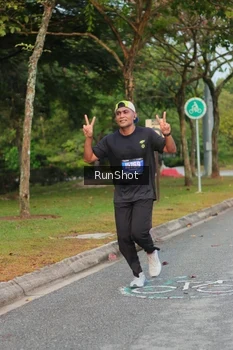 Runner Photo 5683046