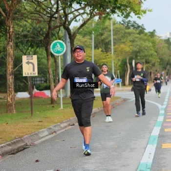 Runner Photo 5683079