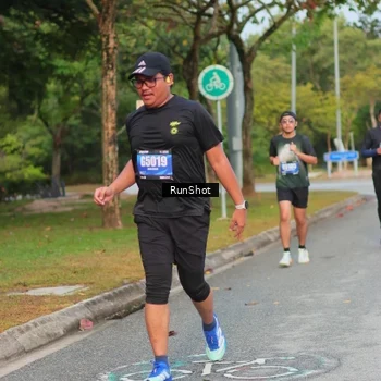 Runner Photo 5683107