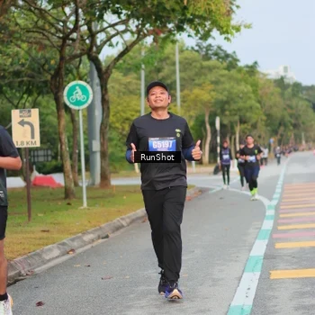 Runner Photo 5683139