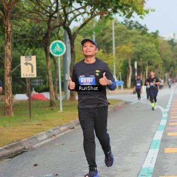 Runner Photo 5683157