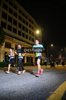 Runner Photo 5683223