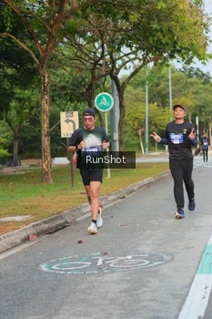 Runner Photo 5683263