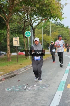 Runner Photo 5683315