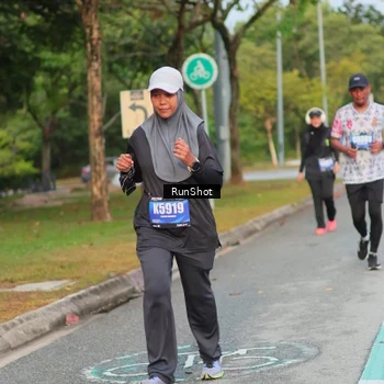 Runner Photo 5683343