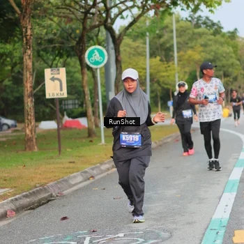 Runner Photo 5683384