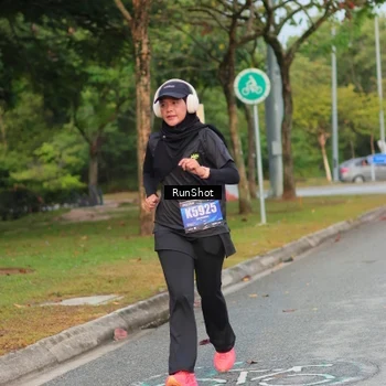Runner Photo 5683395