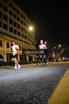 Runner Photo 5683419