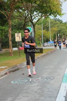Runner Photo 5683452