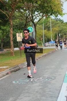 Runner Photo 5683454