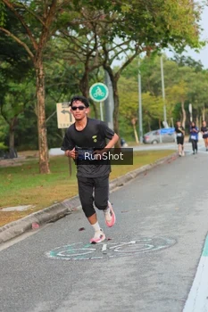 Runner Photo 5683457