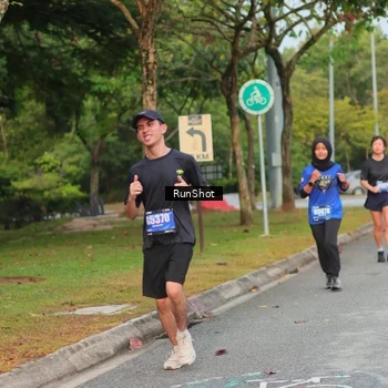 Runner Photo 5683488