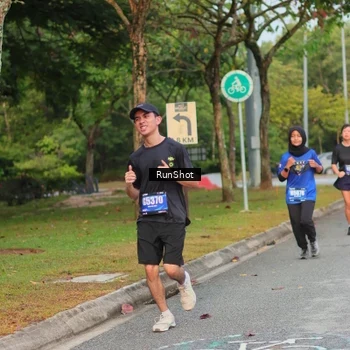 Runner Photo 5683489