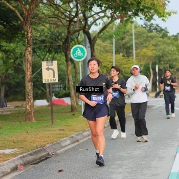 Runner Photo 5683555