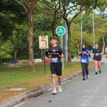 Runner Photo 5683566