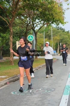 Runner Photo 5683579