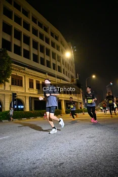 Runner Photo 5683593