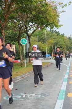 Runner Photo 5683609