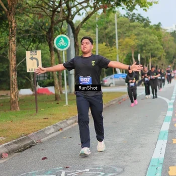 Runner Photo 5683678