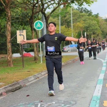 Runner Photo 5683682