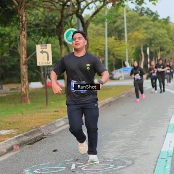 Runner Photo 5683696