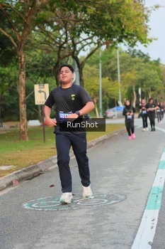 Runner Photo 5683701