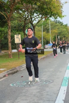 Runner Photo 5683711