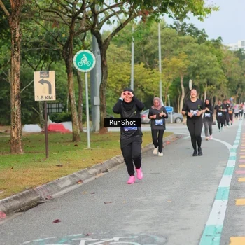 Runner Photo 5683718