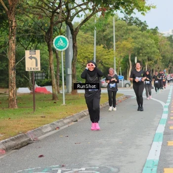 Runner Photo 5683726
