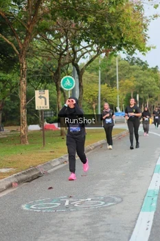 Runner Photo 5683730