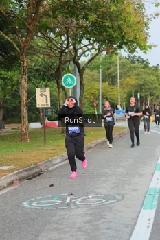 Runner Photo 5683740
