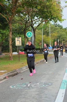 Runner Photo 5683745