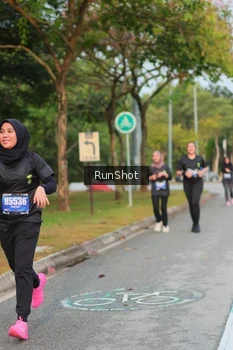 Runner Photo 5683786
