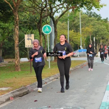 Runner Photo 5683815