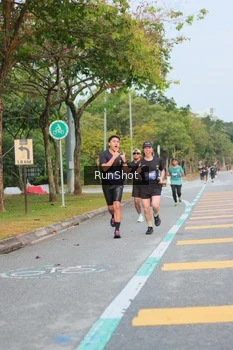 Runner Photo 5683849