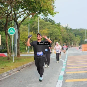 Runner Photo 5683927