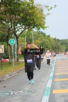 Runner Photo 5683937