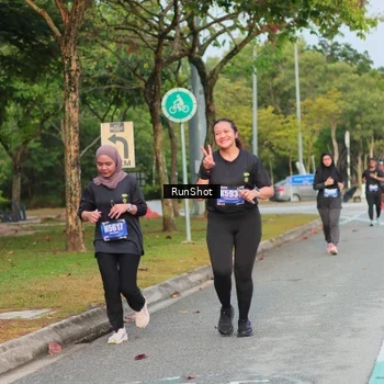 Runner Photo 5683944