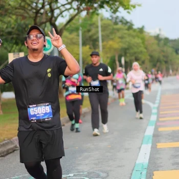 Runner Photo 5683970