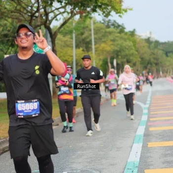 Runner Photo 5683976